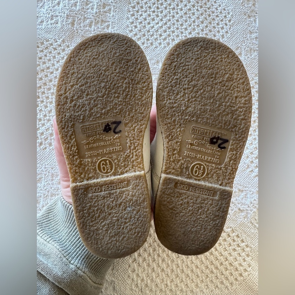 Vintage Mary Jane 6.5 Toddler Shoes - Picture 4 of 4